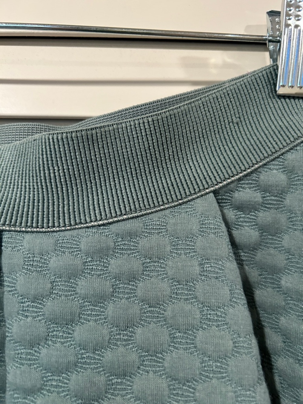 H&M Quilted Skirt in Sage Size S - Picture 4 of 4